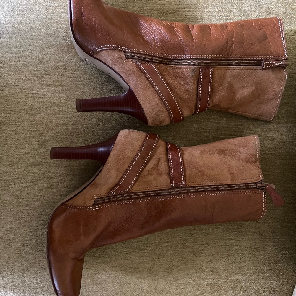 Cole Haan Leather Booties,  gently worn Sz 6